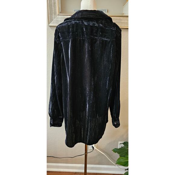 Foxcroft Long Sleeve Button Front Velvet‎ Tunic Top Women Size 16 Black Relaxed - Picture 2 of 6